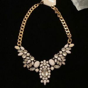 Beautiful Bling Statement Necklace